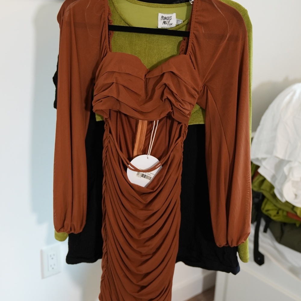 PRINCESS POLLY DRESS/ROMPER HAUL - Picture 8 of 10